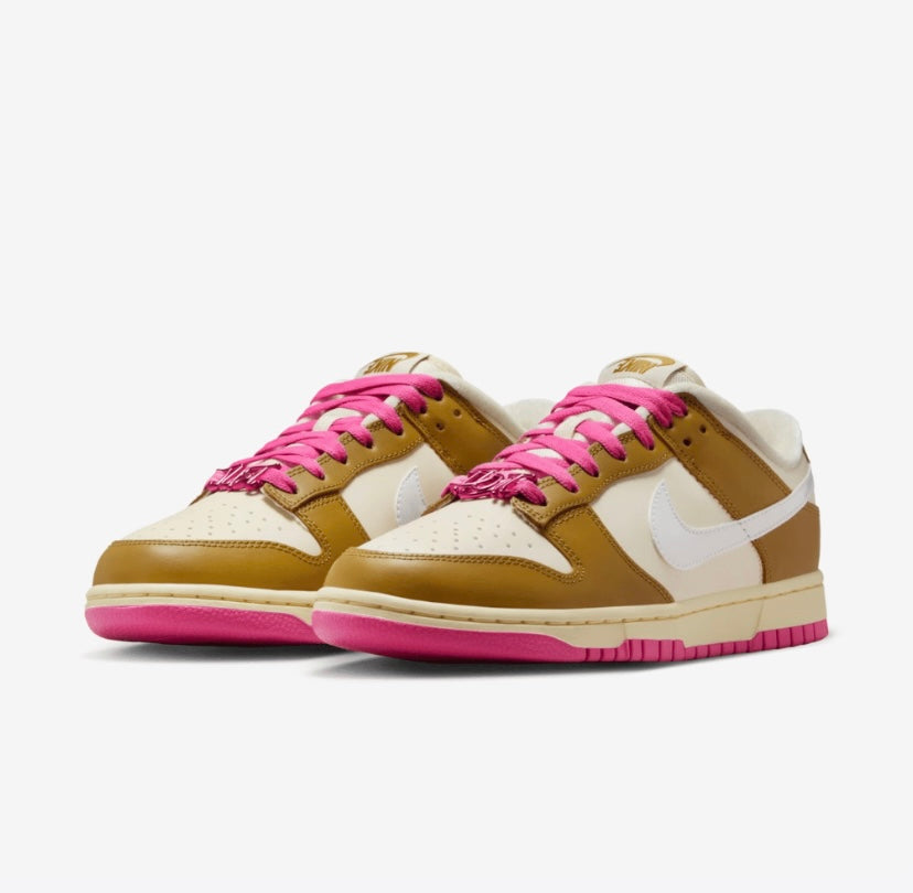 Nike Dunk Bronzine Pink