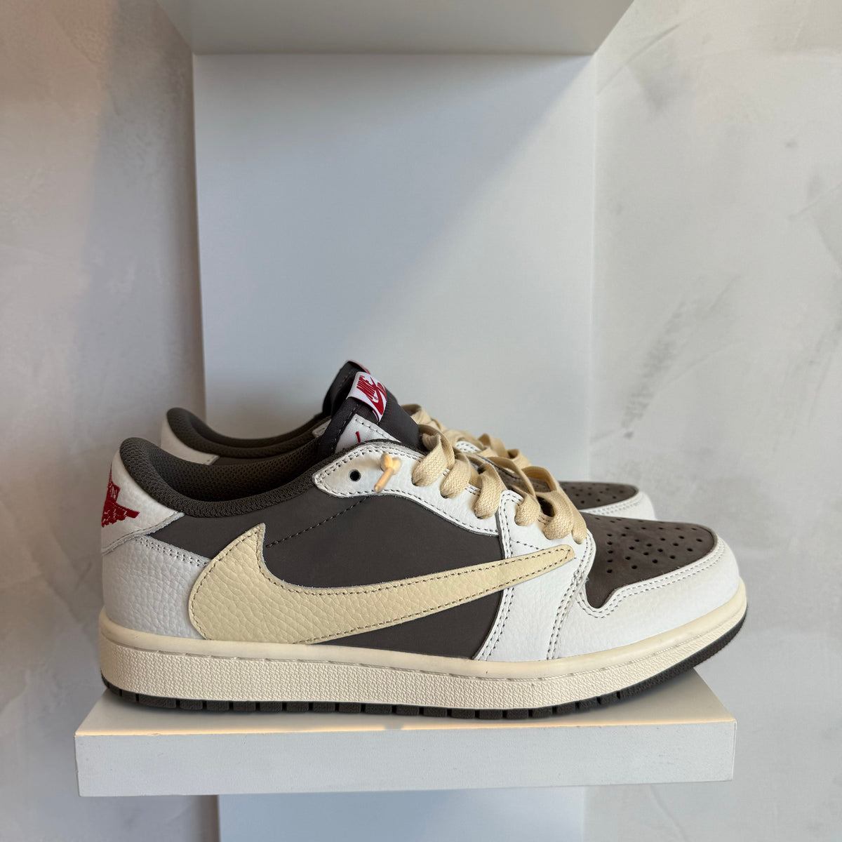 Jordan 1 Low Reverse Mocha Travis Scott (Pronta Entrega)