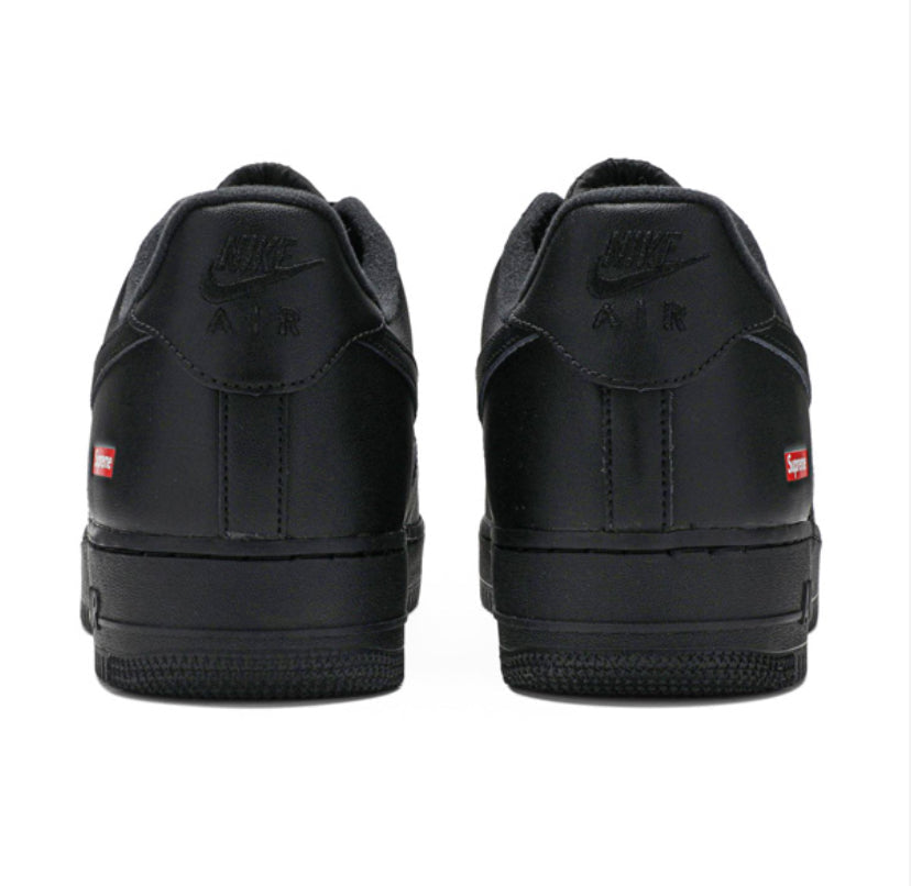 Nike Air Force 1 Low Supreme Black