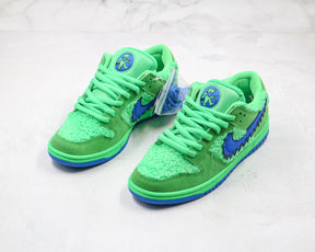 Nike SB Dunk Low Grateful Dead Bears Green